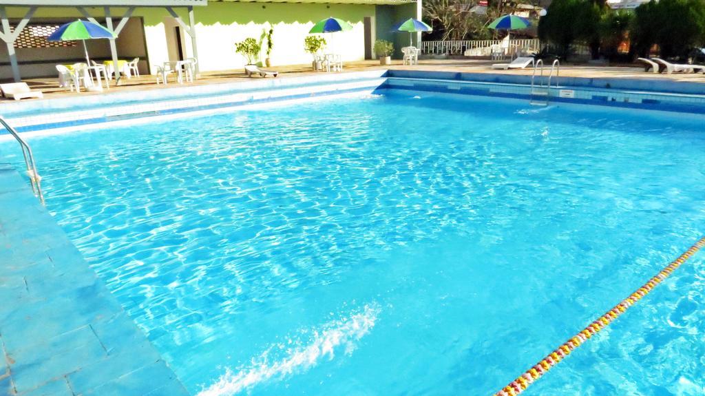 Salvatti Cataratas 2*