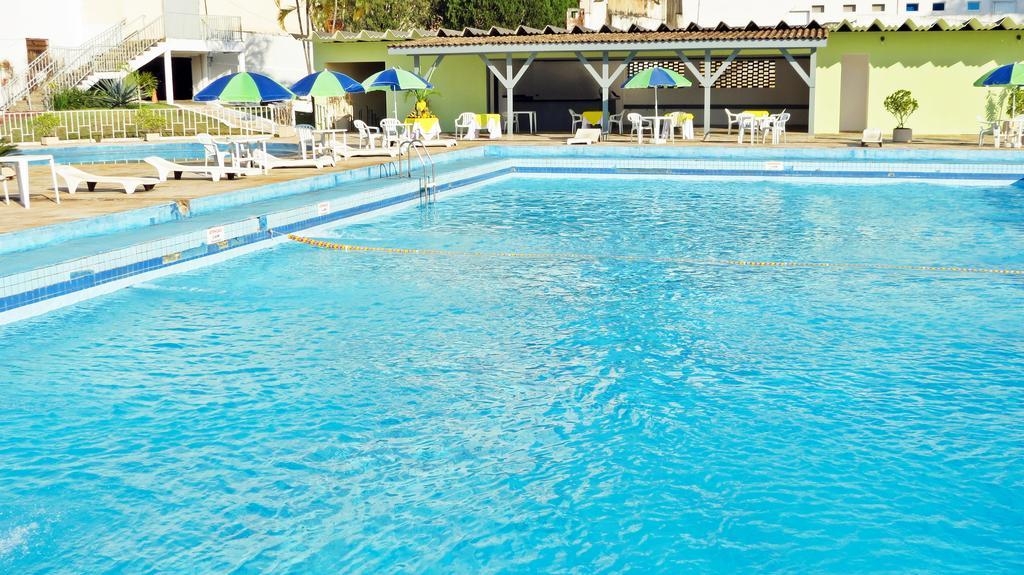 Salvatti Cataratas 2*